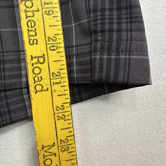 Fila Sport‎ Golf Shorts Men's Sz 36 Black Plaid Chino Lightweight - Picture 7 of 9